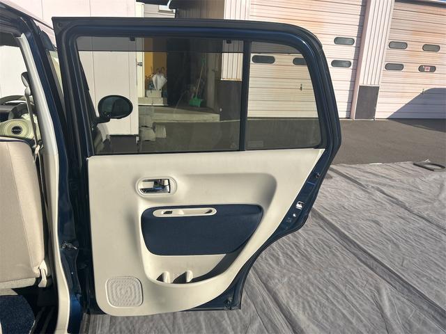 アルトラパン モード　ＥＴＣ　全周囲カメラ　ナビ　クリアランスソナー　レーンアシスト　衝突被害軽減システム　オートライト　ＨＩＤ　スマートキー　アイドリングストップ　電動格納ミラー　シートヒーター　ベンチシート　ＣＶＴ（57枚目）