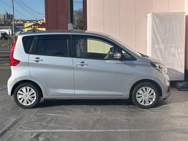 デイズ X 全周囲カメラ 衝突被害軽減システム スマートキー アイドリングストップ 電動格納ミラー シートヒーター ベンチシート CVT ESC CD ミュージックプレイヤー接続可 エアコン パワーウィンドウ(18枚目)