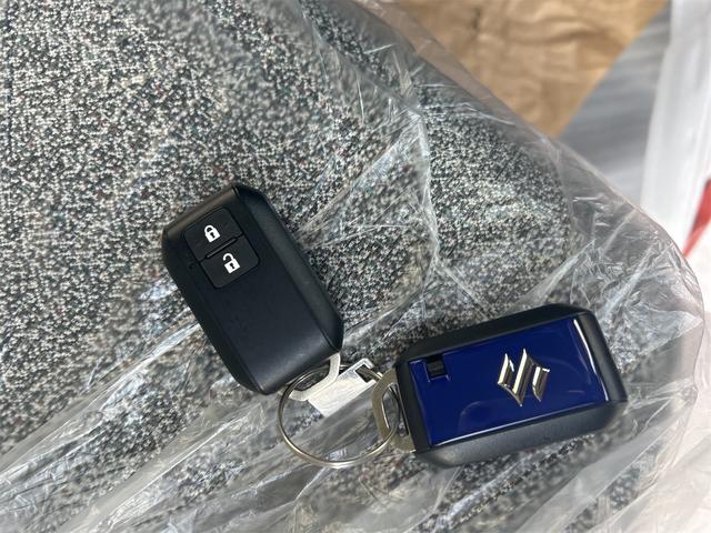 スペーシア ハイブリッドＧ　４ＷＤ　両側スライドドア　クリアランスソナー　衝突被害軽減システム　オートライト　ＬＥＤヘッドランプ　スマートキー　アイドリングストップ　電動格納ミラー　シートヒーター　ベンチシート　ＣＶＴ（13枚目）