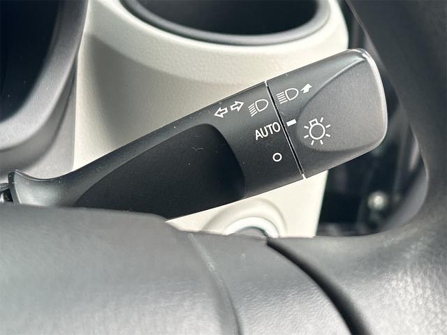 ミライース Ｇ　リミテッドＳＡＩＩＩ　４ＷＤ　ドライブレコーダー　バックカメラ　ナビ　クリアランスソナー　衝突被害軽減システム　オートマチックハイビーム　オートライト　スマートキー　アイドリングストップ　電動格納ミラー　シートヒーター（11枚目）