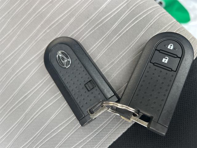 ミライース Ｇ　リミテッドＳＡＩＩＩ　４ＷＤ　ドライブレコーダー　バックカメラ　ナビ　クリアランスソナー　衝突被害軽減システム　オートマチックハイビーム　オートライト　スマートキー　アイドリングストップ　電動格納ミラー　シートヒーター（13枚目）