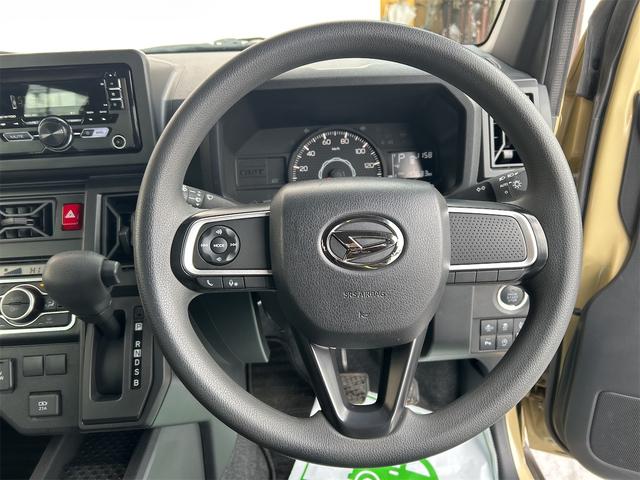 タフト Ｘ　クリアランスソナー　衝突被害軽減システム　オートライト　スマートキー　アイドリングストップ　電動格納ミラー　サンルーフ　ＣＶＴ　ＡＢＳ　ＥＳＣ　ＣＤ　ミュージックプレイヤー接続可　エアコン（6枚目）