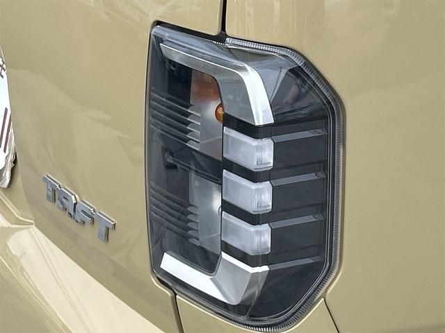 タフト Ｘ　クリアランスソナー　衝突被害軽減システム　オートライト　スマートキー　アイドリングストップ　電動格納ミラー　サンルーフ　ＣＶＴ　ＡＢＳ　ＥＳＣ　ＣＤ　ミュージックプレイヤー接続可　エアコン（62枚目）