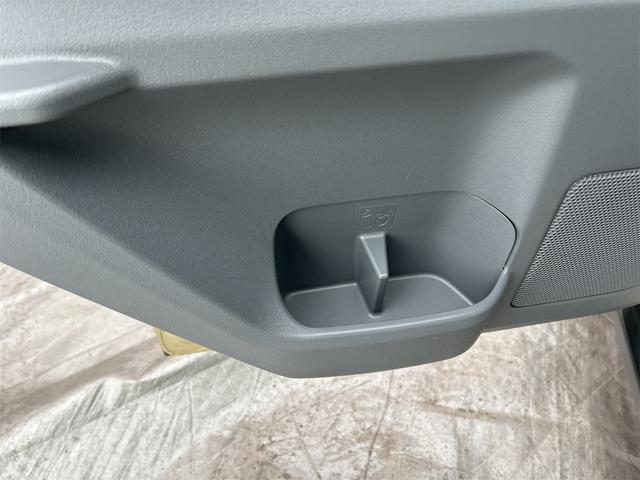 タフト Ｇターボ　ドライブレコーダー　バックカメラ　ナビ　クリアランスソナー　オートクルーズコントロール　衝突被害軽減システム　オートライト　スマートキー　アイドリングストップ　電動格納ミラー　シートヒーター（34枚目）