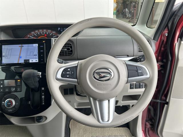 タント Ｘ　４ＷＤ　バックカメラ　両側スライド・片側電動　ナビ　オートライト　スマートキー　アイドリングストップ　電動格納ミラー　シートヒーター　ベンチシート　ＣＶＴ　ＥＳＣ　アルミホイール　エアコン（2枚目）