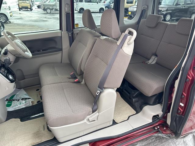 タント Ｘ　４ＷＤ　バックカメラ　両側スライド・片側電動　ナビ　オートライト　スマートキー　アイドリングストップ　電動格納ミラー　シートヒーター　ベンチシート　ＣＶＴ　ＥＳＣ　アルミホイール　エアコン（12枚目）