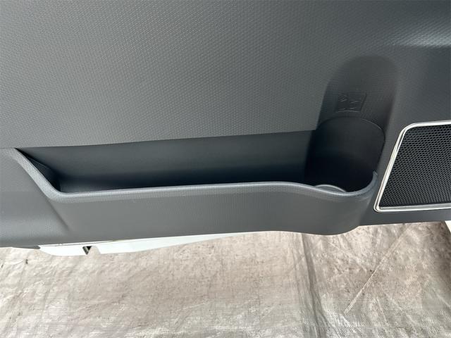 タント カスタムＲＳスタイルセレクション　４ＷＤ　ドライブレコーダー　ＥＴＣ　バックカメラ　両側電動スライドドア　ナビ　ＴＶ　クリアランスソナー　オートクルーズコントロール　衝突被害軽減システム　オートライト　スマートキー（38枚目）