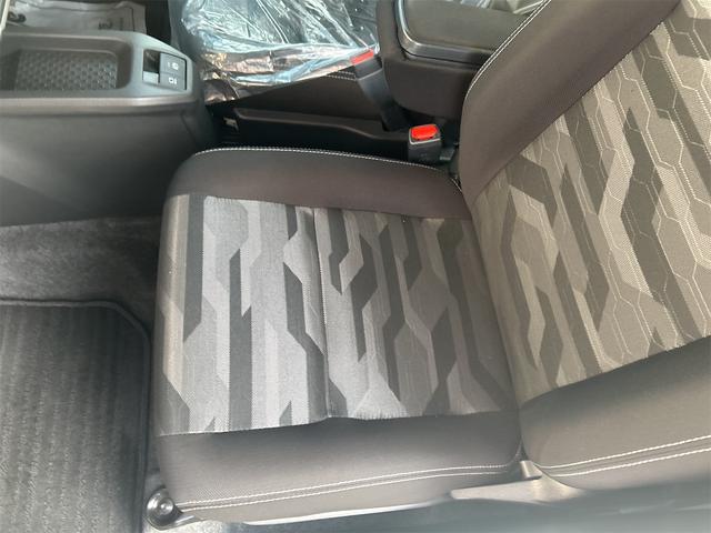 タフト Ｇターボ　クロムベンチャー　４ＷＤ　ドライブレコーダー　全周囲カメラ　ＴＶ　クリアランスソナー　オートクルーズコントロール　衝突被害軽減システム　オートライト　ＬＥＤヘッドランプ　スマートキー　アイドリングストップ（32枚目）