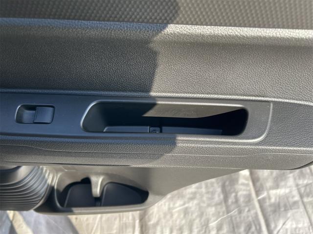 ハスラー ハイブリッドＸ　４ＷＤ　４ＷＤ　クリアランスソナー　レーンアシスト　衝突被害軽減システム　オートライト　ＬＥＤヘッドランプ　スマートキー　アイドリングストップ　電動格納ミラー　シートヒーター　ＣＶＴ　盗難防止システム　ＡＢＳ（37枚目）