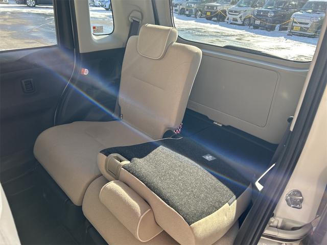 ムーヴキャンバス ＧメイクアップＶＳ　ＳＡＩＩＩ　４ＷＤ　ドライブレコーダー　全周囲カメラ　両側電動スライドドア　ナビ　ＴＶ　クリアランスソナー　衝突被害軽減システム　オートマチックハイビーム　オートライト　スマートキー　アイドリングストップ（17枚目）