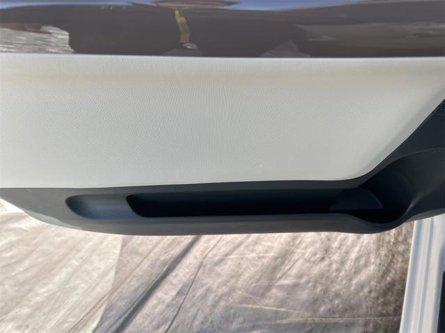 ムーヴキャンバス ＧメイクアップＶＳ　ＳＡＩＩＩ　４ＷＤ　ドライブレコーダー　全周囲カメラ　両側電動スライドドア　ナビ　ＴＶ　クリアランスソナー　衝突被害軽減システム　オートマチックハイビーム　オートライト　スマートキー　アイドリングストップ（26枚目）