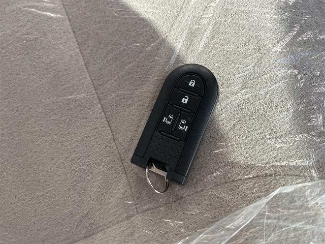 ムーヴキャンバス ＧメイクアップＶＳ　ＳＡＩＩＩ　４ＷＤ　ドライブレコーダー　全周囲カメラ　両側電動スライドドア　ナビ　ＴＶ　クリアランスソナー　衝突被害軽減システム　オートマチックハイビーム　オートライト　スマートキー　アイドリングストップ（38枚目）