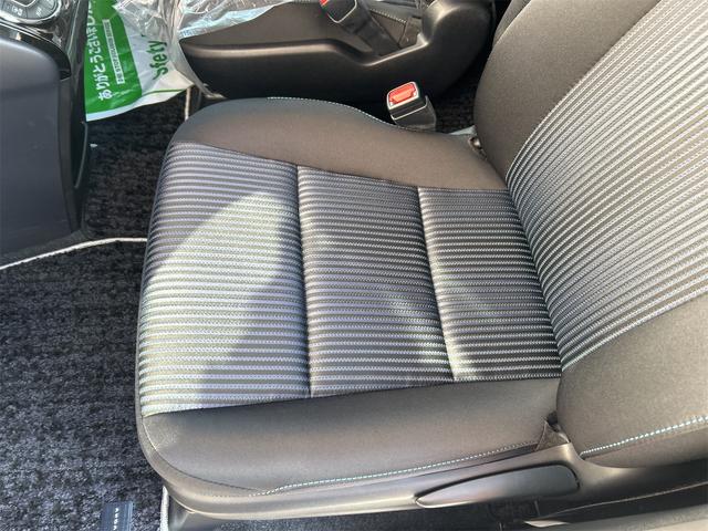 ヴォクシー ＺＳ　煌　４ＷＤ　４ＷＤ　バックカメラ　ナビ　レーンアシスト　衝突被害軽減システム　両側電動スライドドア　オートマチックハイビーム　オートライト　ＬＥＤヘッドランプ　スマートキー　アイドリングストップ　電動格納ミラー（31枚目）