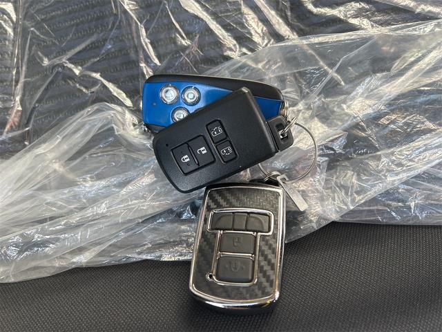 ヴォクシー ＺＳ　煌　４ＷＤ　４ＷＤ　バックカメラ　ナビ　レーンアシスト　衝突被害軽減システム　両側電動スライドドア　オートマチックハイビーム　オートライト　ＬＥＤヘッドランプ　スマートキー　アイドリングストップ　電動格納ミラー（39枚目）