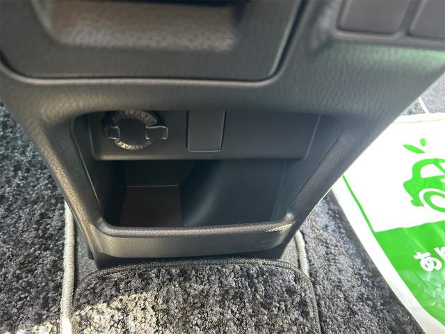 ヴォクシー ＺＳ　煌　４ＷＤ　４ＷＤ　バックカメラ　ナビ　レーンアシスト　衝突被害軽減システム　両側電動スライドドア　オートマチックハイビーム　オートライト　ＬＥＤヘッドランプ　スマートキー　アイドリングストップ　電動格納ミラー（54枚目）