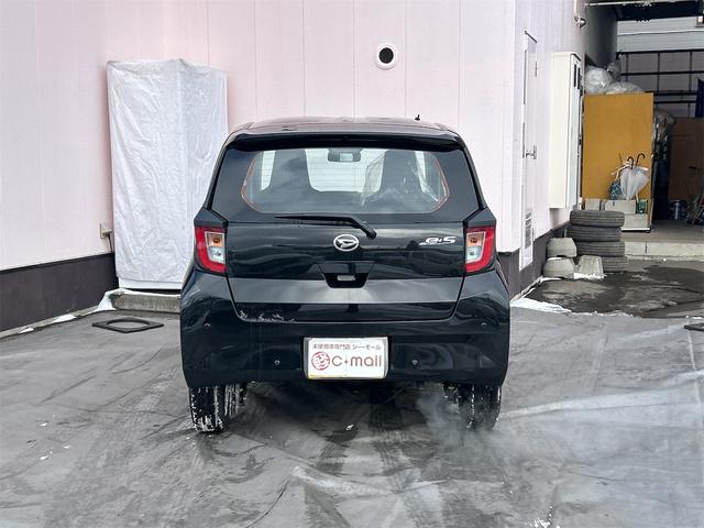 ミライース Ｌ　ＳＡＩＩＩ　４ＷＤ　クリアランスソナー　衝突被害軽減システム　オートマチックハイビーム　オートライト　キーレスエントリー　アイドリングストップ　ＣＶＴ　盗難防止システム　ＡＢＳ　ＥＳＣ　衝突安全ボディ　エアコン（9枚目）