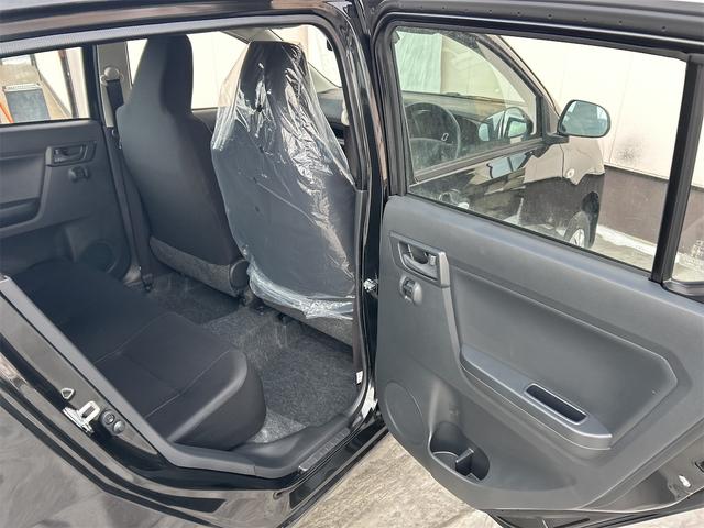 ミライース Ｌ　ＳＡＩＩＩ　４ＷＤ　クリアランスソナー　衝突被害軽減システム　オートマチックハイビーム　オートライト　キーレスエントリー　アイドリングストップ　ＣＶＴ　盗難防止システム　ＡＢＳ　ＥＳＣ　衝突安全ボディ　エアコン（30枚目）