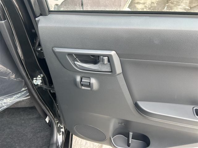 ミライース Ｌ　ＳＡＩＩＩ　４ＷＤ　クリアランスソナー　衝突被害軽減システム　オートマチックハイビーム　オートライト　キーレスエントリー　アイドリングストップ　ＣＶＴ　盗難防止システム　ＡＢＳ　ＥＳＣ　衝突安全ボディ　エアコン（32枚目）