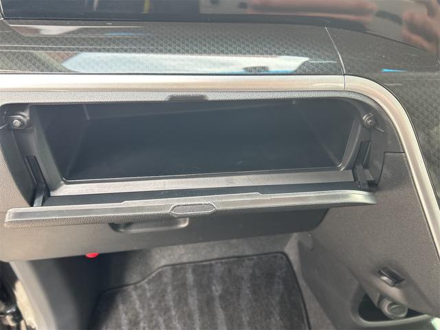 ムーヴ カスタム　Ｘリミテッド　ＳＡＩＩＩ　４ＷＤ　ドライブレコーダー　バックカメラ　ナビ　ＴＶ　クリアランスソナー　衝突被害軽減システム　オートマチックハイビーム　ＬＥＤヘッドランプ　スマートキー　アイドリングストップ　電動格納ミラー（34枚目）