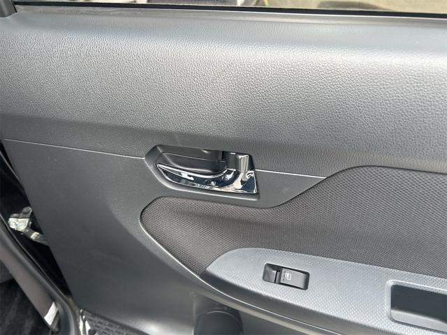 ムーヴ カスタム　Ｘリミテッド　ＳＡＩＩＩ　４ＷＤ　ドライブレコーダー　バックカメラ　ナビ　ＴＶ　クリアランスソナー　衝突被害軽減システム　オートマチックハイビーム　ＬＥＤヘッドランプ　スマートキー　アイドリングストップ　電動格納ミラー（37枚目）