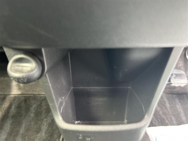 ムーヴ カスタム　Ｘリミテッド　ＳＡＩＩＩ　４ＷＤ　ドライブレコーダー　バックカメラ　ナビ　ＴＶ　クリアランスソナー　衝突被害軽減システム　オートマチックハイビーム　ＬＥＤヘッドランプ　スマートキー　アイドリングストップ　電動格納ミラー（61枚目）