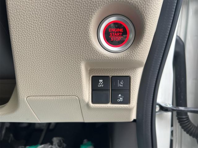 Ｎ－ＢＯＸ Ｇ・Ｌターボホンダセンシング　４ＷＤ　ドライブレコーダー　ＥＴＣ　バックカメラ　両側電動スライドドア　ナビ　ＴＶ　クリアランスソナー　オートクルーズコントロール　レーンアシスト　衝突被害軽減システム　オートライト（42枚目）