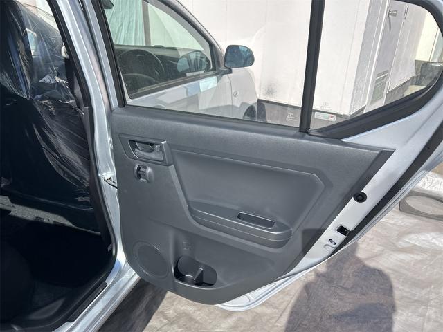 ミライース Ｌ　ＳＡＩＩＩ　４ＷＤ　クリアランスソナー　衝突被害軽減システム　オートマチックハイビーム　オートライト　キーレスエントリー　アイドリングストップ　ＣＶＴ　盗難防止システム　ＡＢＳ　ＥＳＣ　衝突安全ボディ　エアコン（32枚目）