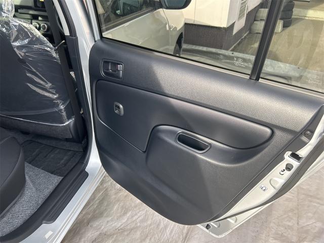 プロボックス F バックカメラ レーンアシスト 衝突被害軽減システム オートマチックハイビーム オートライト キーレスエントリー 電動格納ミラー 100V電源 CVT ESC エアコン パワーウィンドウ(31枚目)