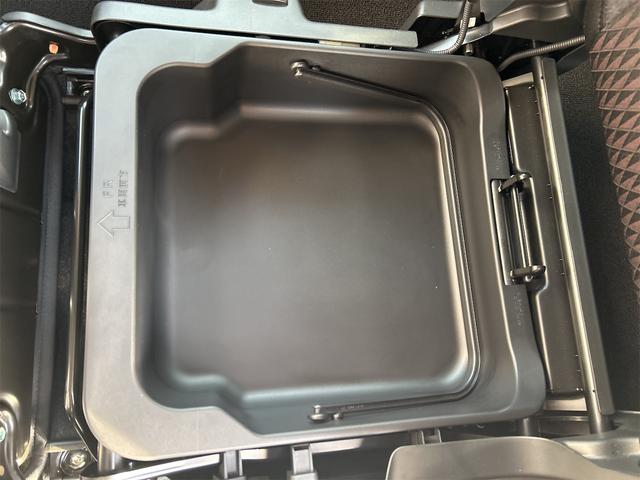 ソリオバンディット ハイブリッドＭＶ　４ＷＤ　ドライブレコーダー　ＥＴＣ　全周囲カメラ　ナビ　両側電動スライドドア　クリアランスソナー　オートクルーズコントロール　レーンアシスト　衝突被害軽減システム　アルミホイール　オートライト（33枚目）