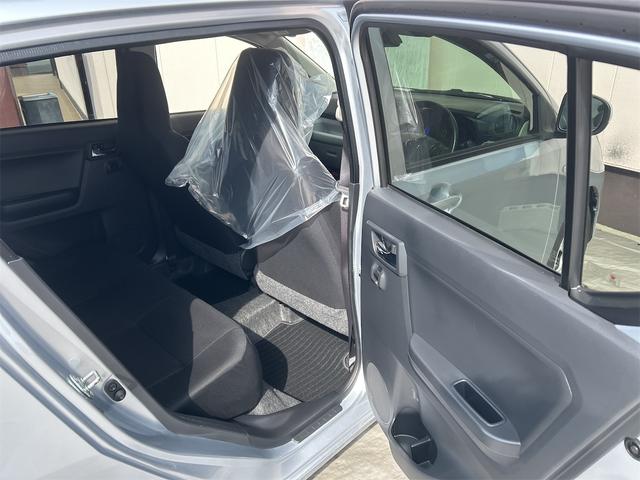 ミライース X SAIII 4WD クリアランスソナー 衝突被害軽減システム オートマチックハイビーム LEDヘッドランプ キーレスエントリー アイドリングストップ 電動格納ミラー CVT 盗難防止システム ABS ESC CD(32枚目)