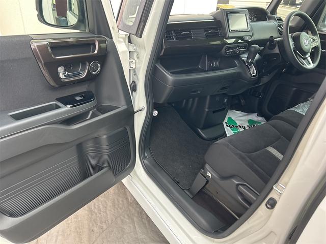 Ｎ－ＢＯＸカスタム Ｇ・Ｌホンダセンシング　４ＷＤ　ＥＴＣ　バックカメラ　両側スライド・片側電動　ナビ　オートクルーズコントロール　レーンアシスト　衝突被害軽減システム　オートライト　ＬＥＤヘッドランプ　スマートキー　アイドリングストップ（22枚目）