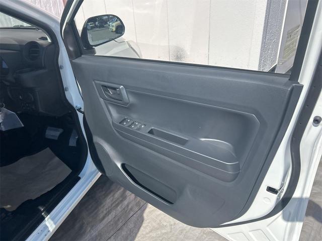 ダイハツ ミライース 38枚目