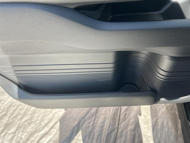 ホンダ Ｎ－ＢＯＸカスタム 27枚目