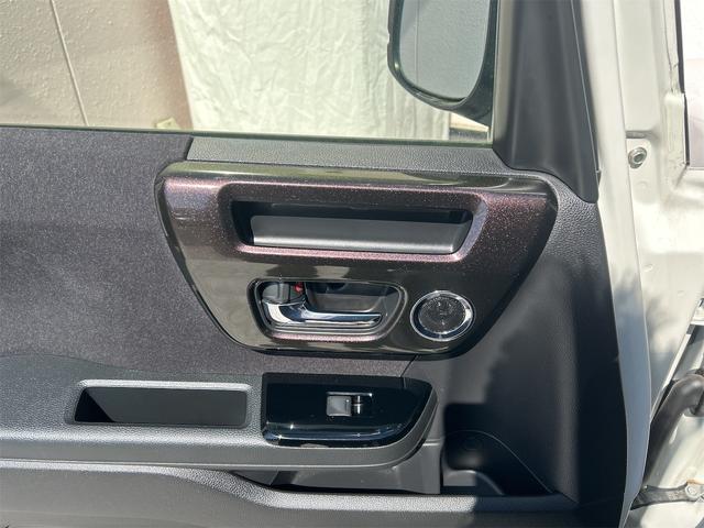 ホンダ Ｎ－ＢＯＸカスタム 24枚目