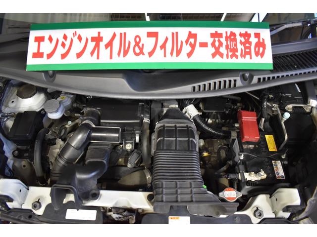 ハイブリッドＸＳターボ　４ＷＤ　純正ナビ　バックカメラ　ヘッドアップディスプレイ　ターボ　ハーフレザーシート　ＥＴＣ　シートヒーター　両側パワースライドドア　スズキセーフティーサポート　全方位カメラ(2枚目)