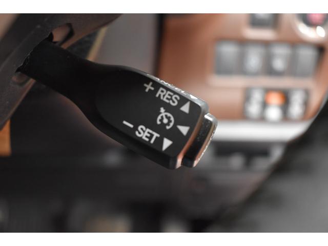 エスクァイア Gi 4WD 純正ナビ DTVバックカメラリヤフィリップダウンモニター クルーズコントロール ハーフレザーシート ドライブレコーダー オートマチックハイビーム コーナーセンサー 両側パワースライドドア(7枚目)