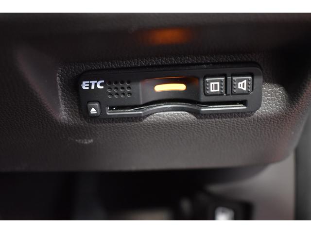 フリードハイブリッド ハイブリッド・Gホンダセンシング 4WD純正ナビDTVバックカメラ 後席モニター 両側パワースライドドア ホンダセンシング クルーズコントロール ETC シートヒーター プッシュスタート フォーグランプ(11枚目)