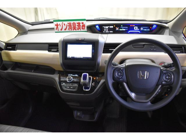 フリードハイブリッド ハイブリッド・Gホンダセンシング 4WD純正ナビDTVバックカメラ 後席モニター 両側パワースライドドア ホンダセンシング クルーズコントロール ETC シートヒーター プッシュスタート フォーグランプ(18枚目)