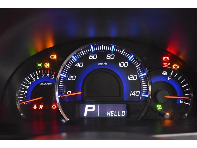 ワゴンRスティングレー X 4WD プッシュスタート シートヒーター オートエアコン フォーグランプ(8枚目)