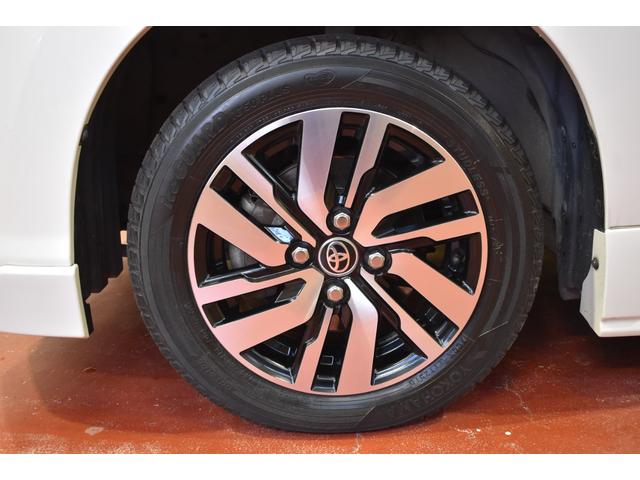 タンク カスタムＧ　Ｓ　４ＷＤ　ナビ　ＤＴＶバックカメラ　クルーズコントロールトヨタセーフティーセンス　両側パワースライドドア　プッシュスタート　オートエアコン　エアロ付き（7枚目）