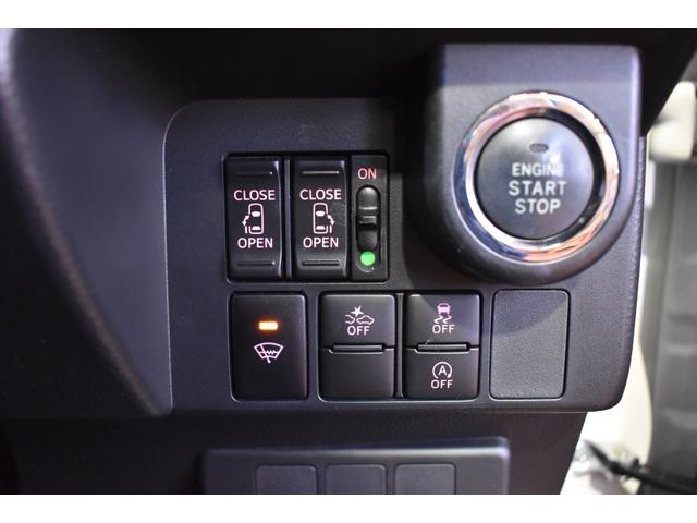 タンク カスタムＧ　Ｓ　４ＷＤ　ナビ　ＤＴＶバックカメラ　クルーズコントロールトヨタセーフティーセンス　両側パワースライドドア　プッシュスタート　オートエアコン　エアロ付き（8枚目）