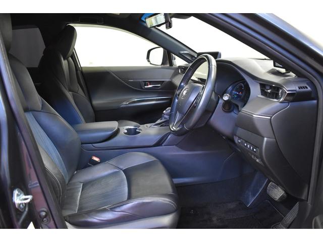 ハリアーハイブリッド Z 4WD 純正ディスプレイオーディオ ナビ ライブビューカメラ パワーバックドア ハーフレザーシート クルーズコントロールトヨタセーフティーセンス ETC2.0 クリアランスソナー BSM RCTA(4枚目)