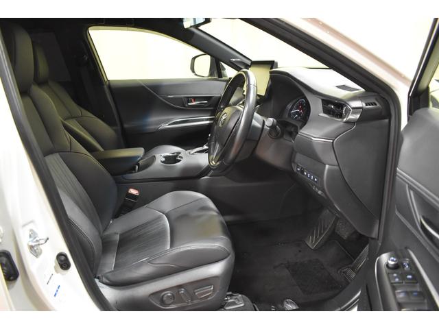 ハリアー Z 4WDディスプレイオーディオDTV ライブビューカメラ モデリスタエアロ ETC2.0 クルーズコントロール TSS ハーフレザーシート運転席パワーシート パワーバックドア ヘッドアップディスプレイ(4枚目)