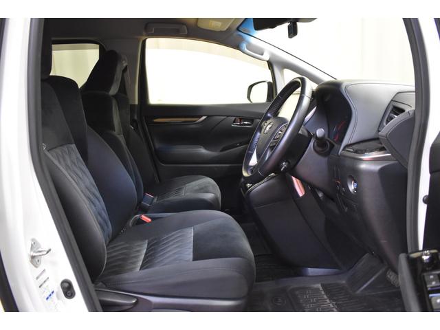 アルファード 2.5S 4WD MOPナビ DTVバックカメラ リヤフィリップダウンモニター 両側パワースライドドア クルーズコントロールトヨタセーフティーセンス ドライブレコーダー オートマチックハイビーム ETC(4枚目)