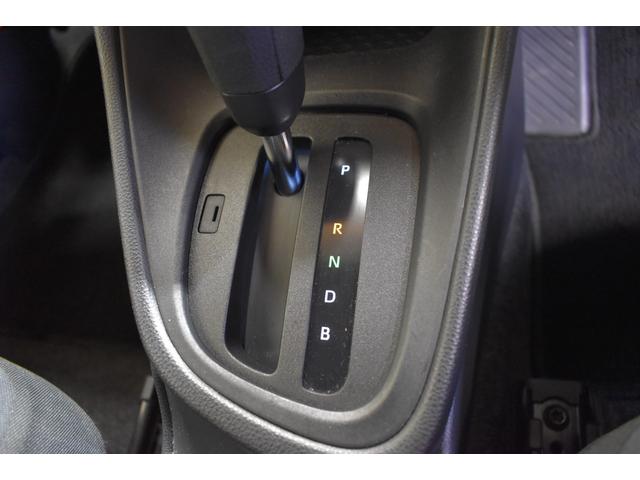 ヤリス ハイブリッドＸ　４ＷＤ　ディスプレイオーディオ　バックカメラ　ナビ　ＥＴＣ　クルーズコントロールトヨタセーフティーセンス　ドライブレコーダー　オートマチックハイビーム　ライトレベリング（11枚目）