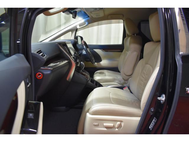 アルファード 2.5G 4WD MOPナビ リヤフィリップダウンモニター DTVライブビューカメラ パワーバックドア TSSクルーズコントロール 運転席助手席パワーシート 革調シートカバー ECT クリアランスソナー(3枚目)