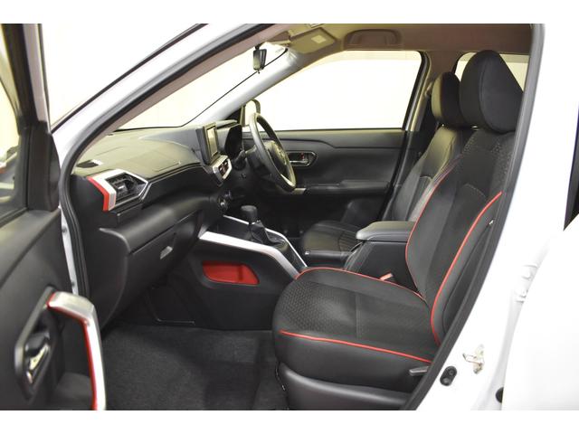 ライズ Ｇ　４ＷＤ　トヨタセーフティーセンス　ナビ　ＤＴＶバックカメラ　ドライブレコーダー　クリアランスソナー　シートヒーター　ライトレベリング　ターボ車　オートマチックハイビーム　プッシュスタート（3枚目）