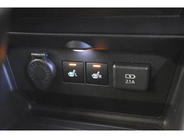 ライズ Ｇ　４ＷＤ　トヨタセーフティーセンス　ナビ　ＤＴＶバックカメラ　ドライブレコーダー　クリアランスソナー　シートヒーター　ライトレベリング　ターボ車　オートマチックハイビーム　プッシュスタート（11枚目）