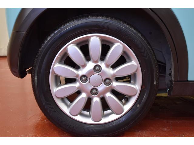 アルトラパン Ｘ　４ＷＤ純正ナビ　ＤＴＶライブビューカメラ　シートヒーター　横滑り防止　スズキセーフティーサポート　オートエアコン　プッシュスタート（15枚目）