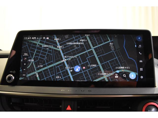 プリウス Ｚ　４ＷＤクルーズコントロールトヨタセーフティーセンス　レザーシート運転席パワーシートシートヒーター　ＥＴＣ２．０　デジタルインナーミラー　ＡＣ１００Ｖ　ディスプレイオーディオＤＴＶナビ　パワーバックドア（15枚目）